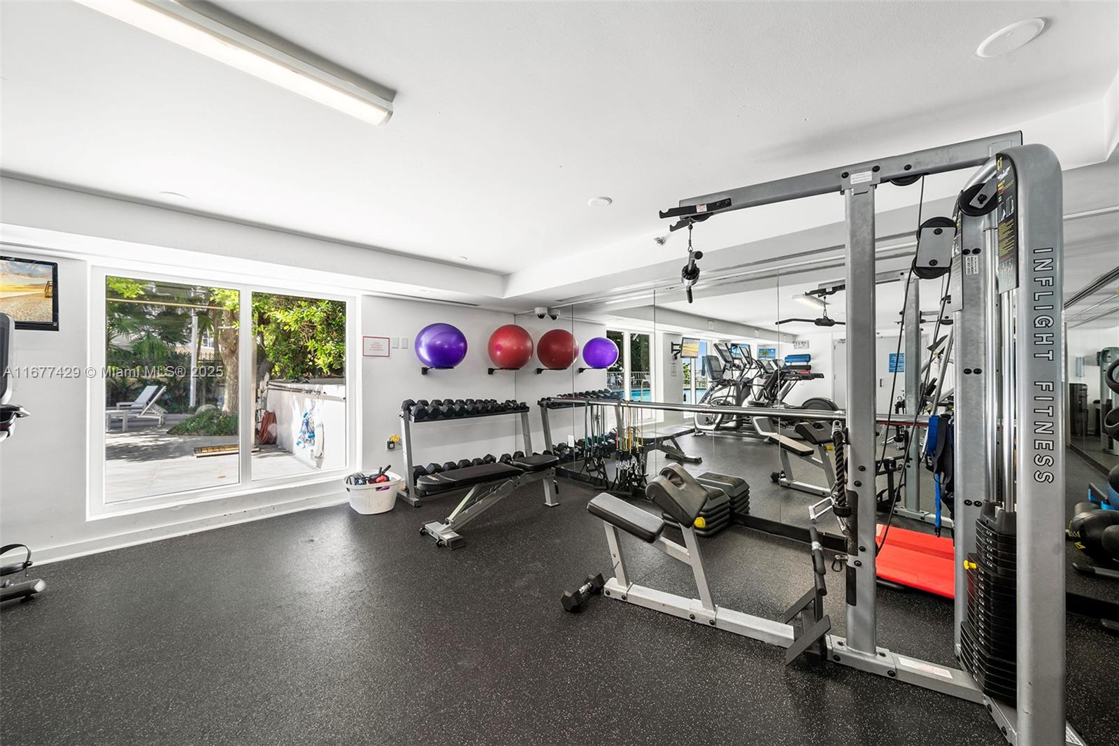 IMPERIAL AT BRICKELL COND - Residential