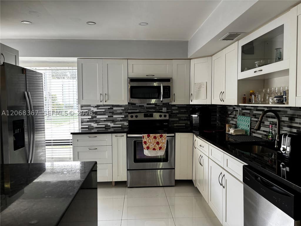 Photo of Boca Raton, FL 33433 (MLS # A12068367)