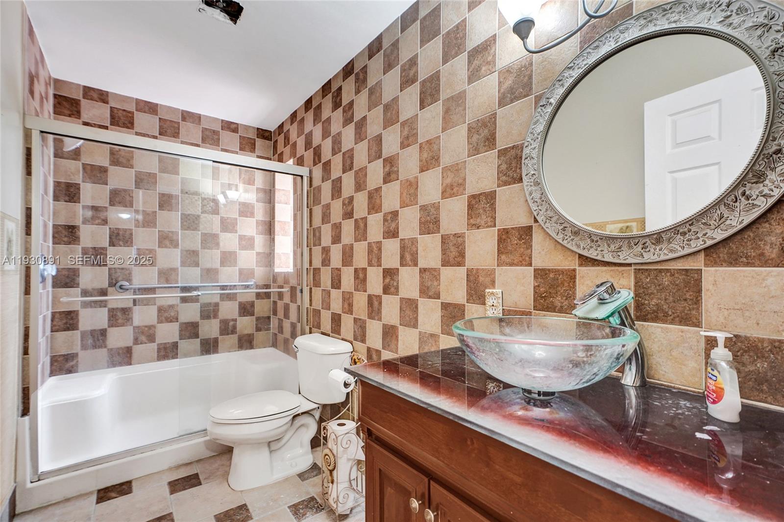 TOWNGATE - Residential