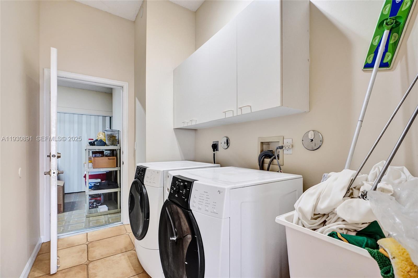 TOWNGATE - Residential