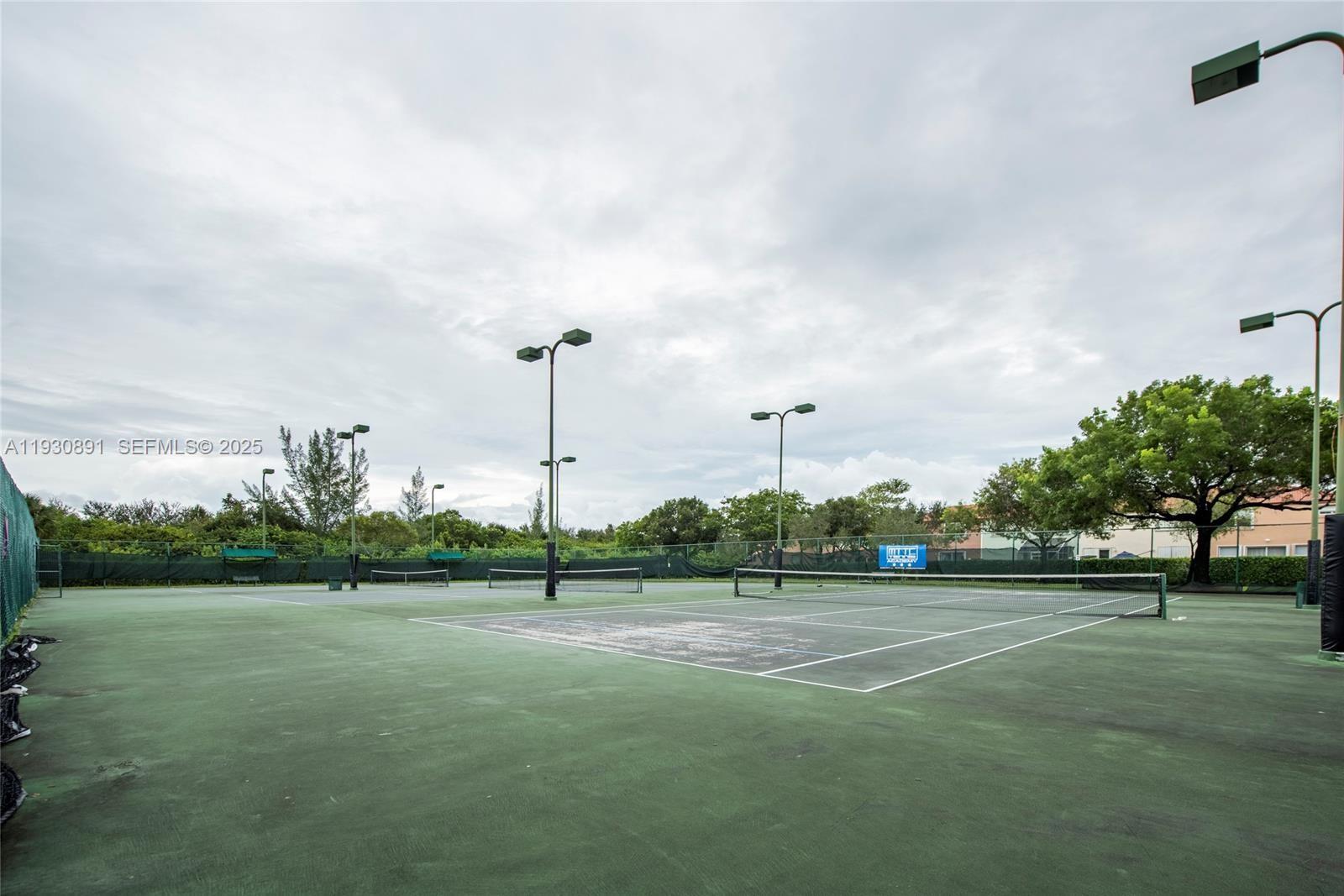 TOWNGATE - Residential