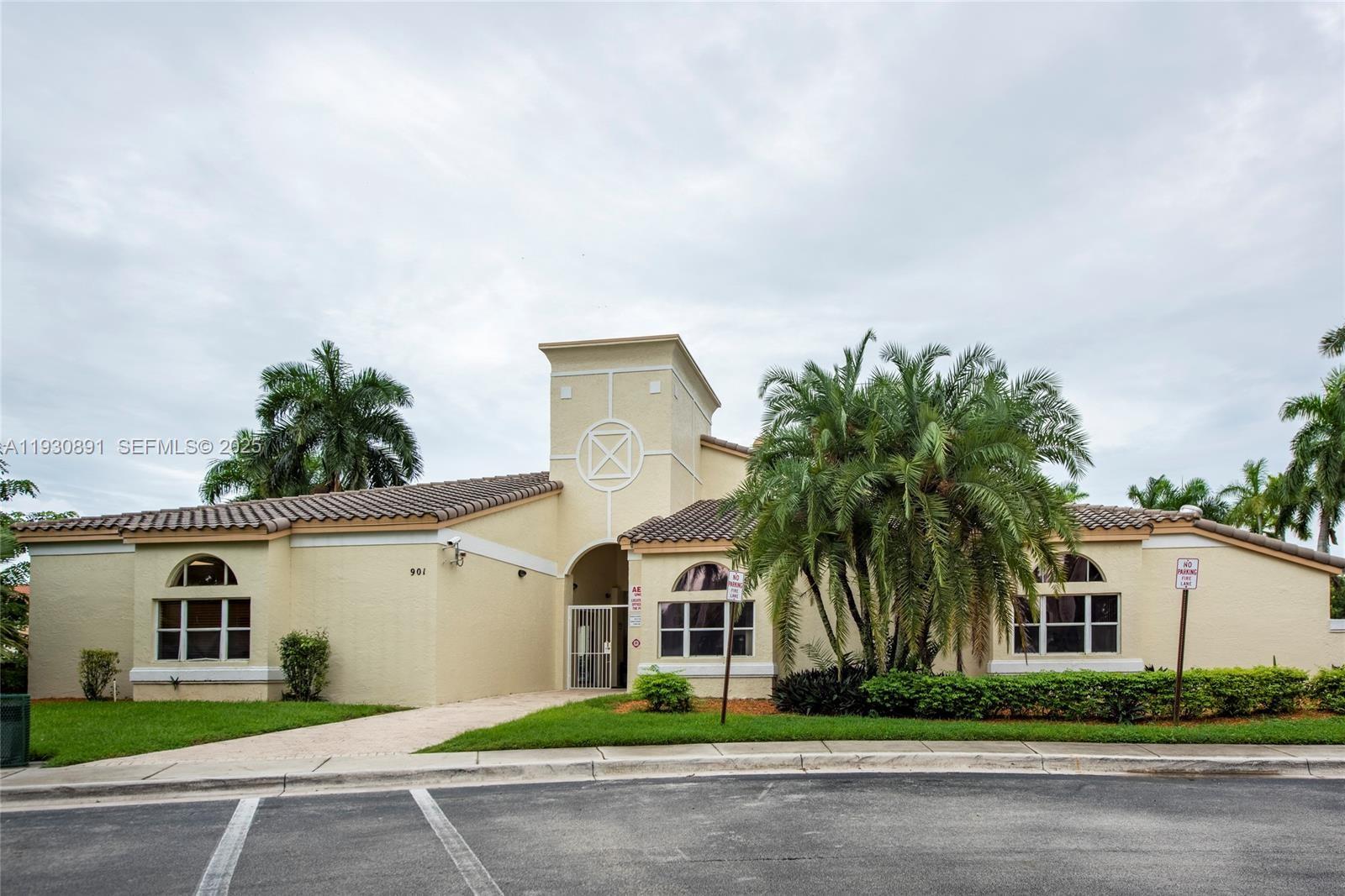 TOWNGATE - Residential