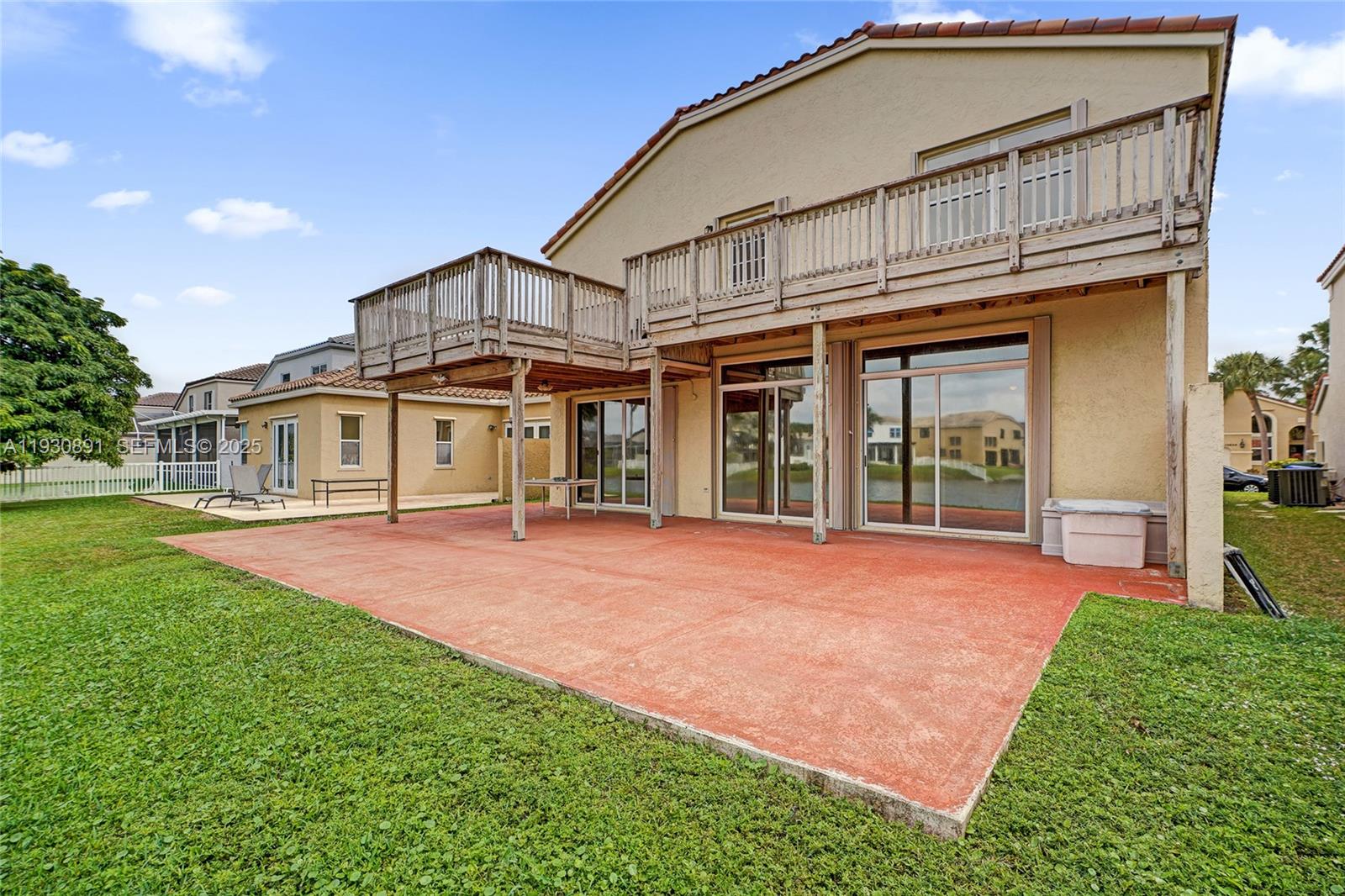 TOWNGATE - Residential