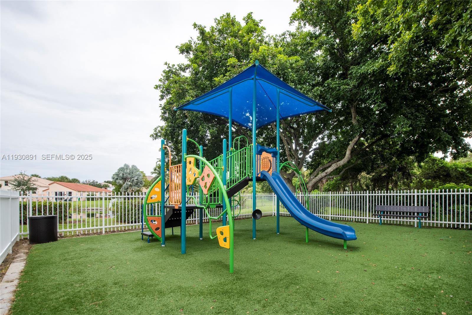 TOWNGATE - Residential