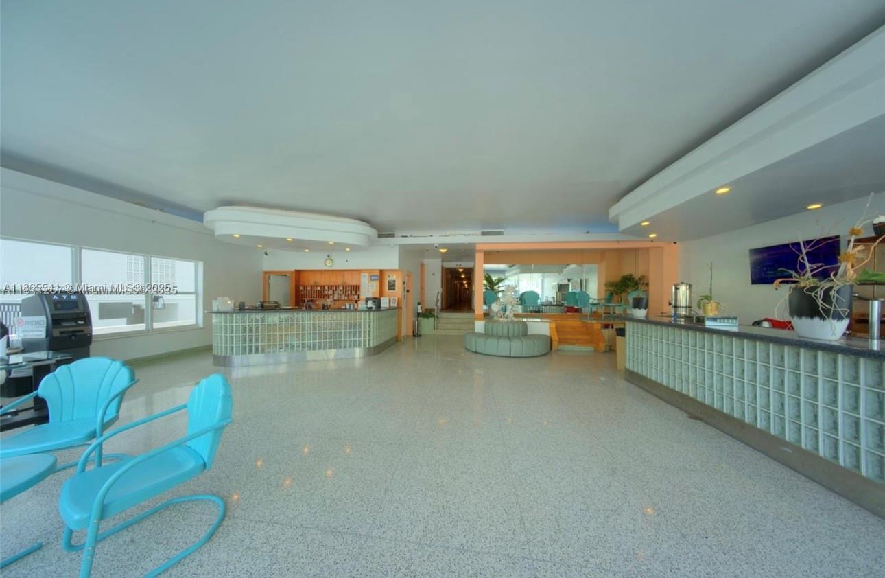 1510 Collins Ave