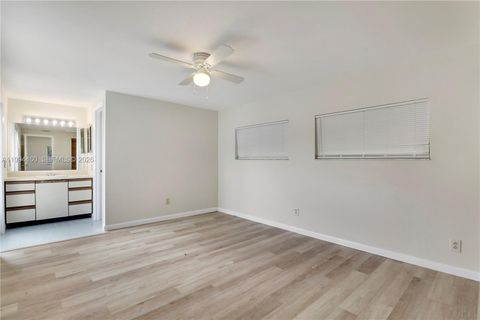 Tiny photo for 721 SE Solaz Ave, Port St Lucie, FL 34983 (MLS # A11994460)