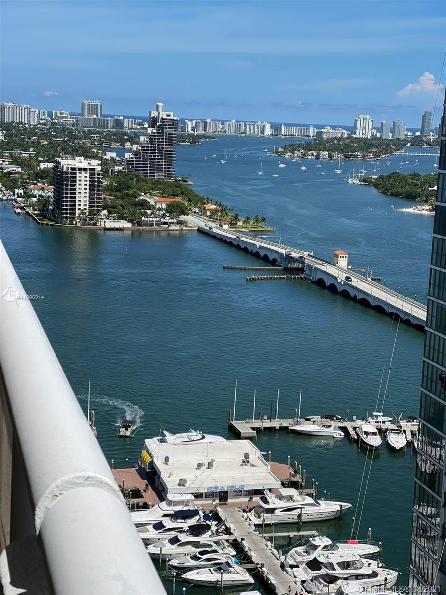 Venetian Condo The Grand - Residential