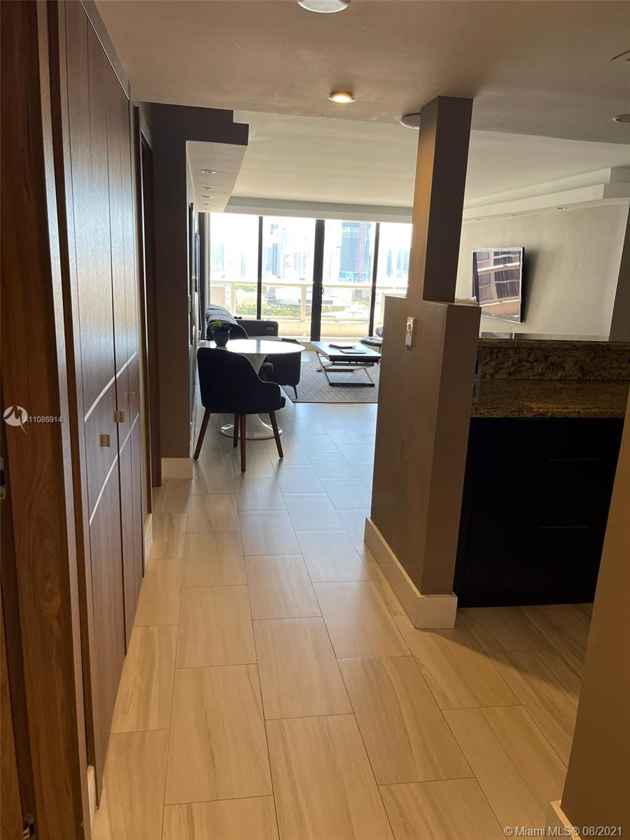 Venetian Condo The Grand - Residential