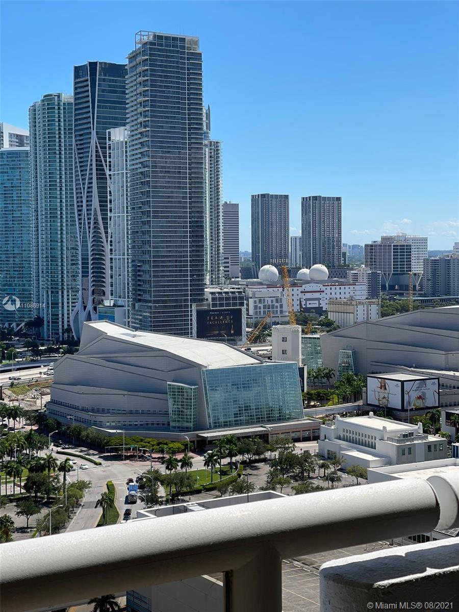 Venetian Condo The Grand - Residential