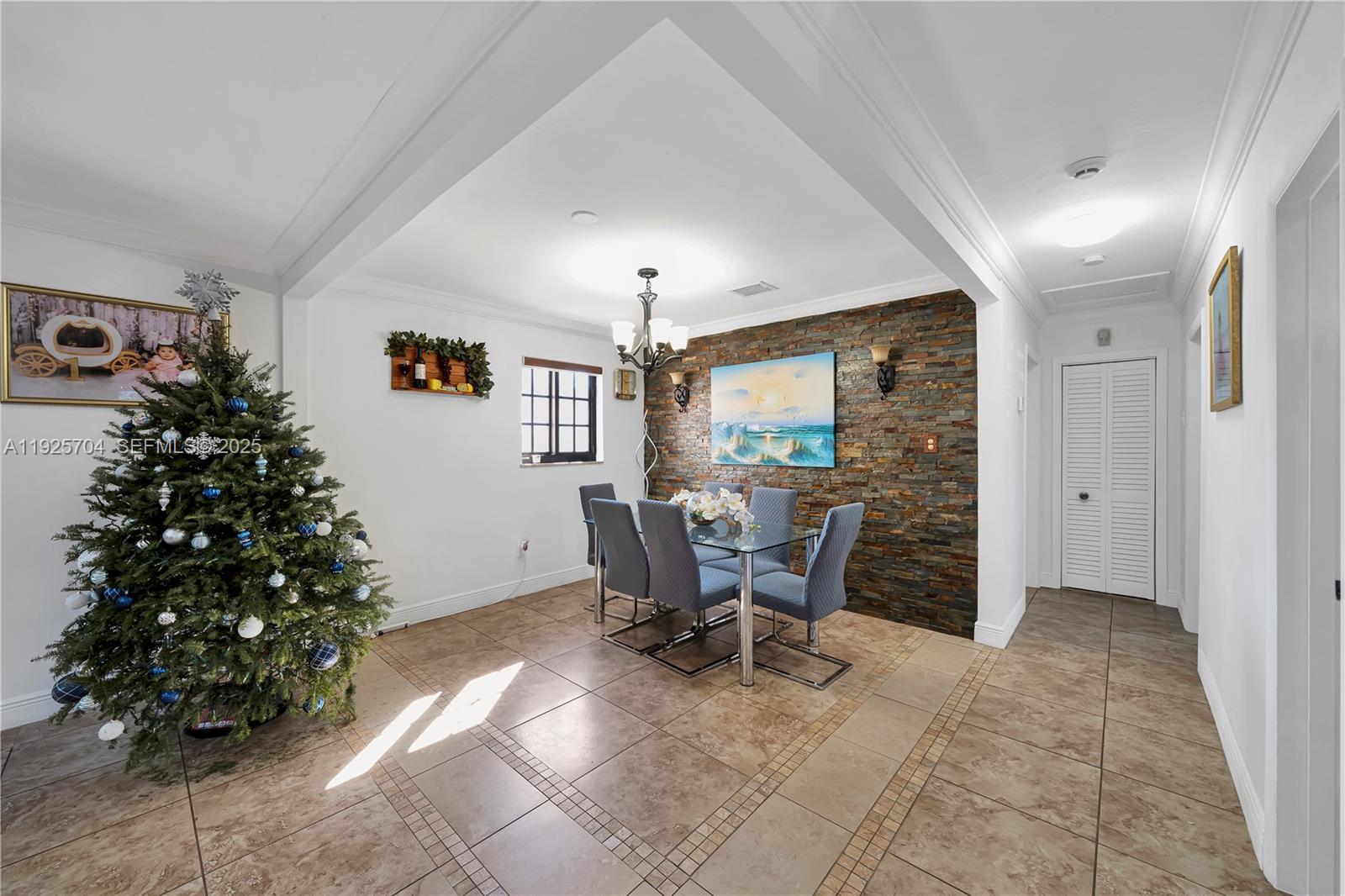 HEFTLER HOMES SUNSET PARK - Residential