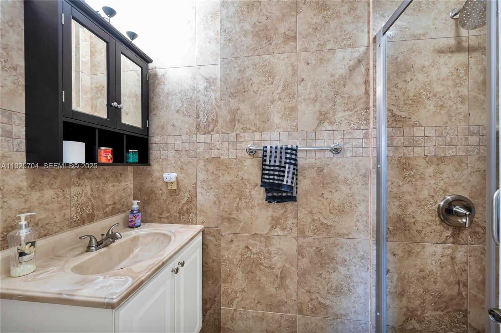 HEFTLER HOMES SUNSET PARK - Residential