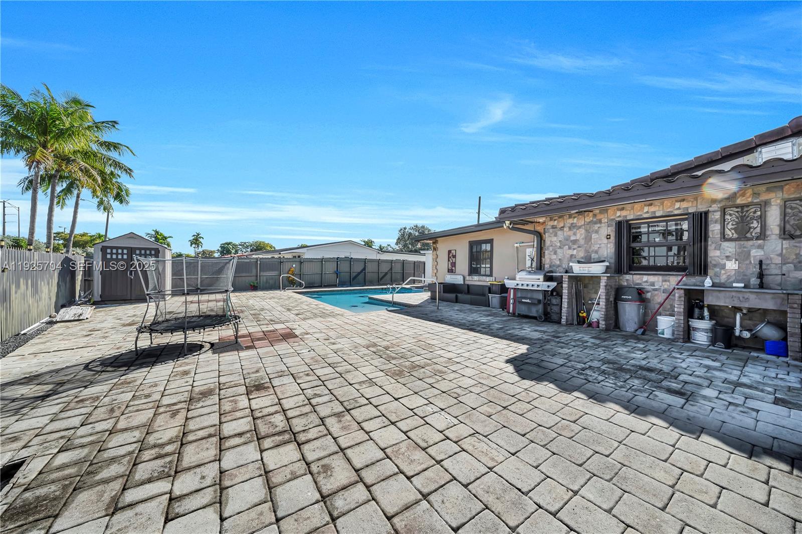 HEFTLER HOMES SUNSET PARK - Residential