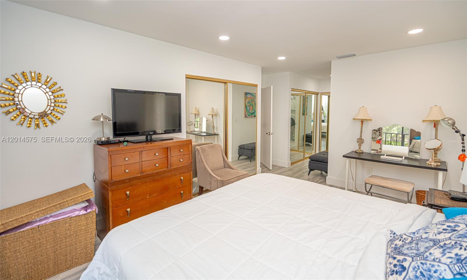 COSTA DEL SOL CONDO O - Residential