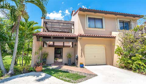 Photo of 3350 Torremolinos Ave #F-40, Doral, FL 33178 (MLS # A12014575)