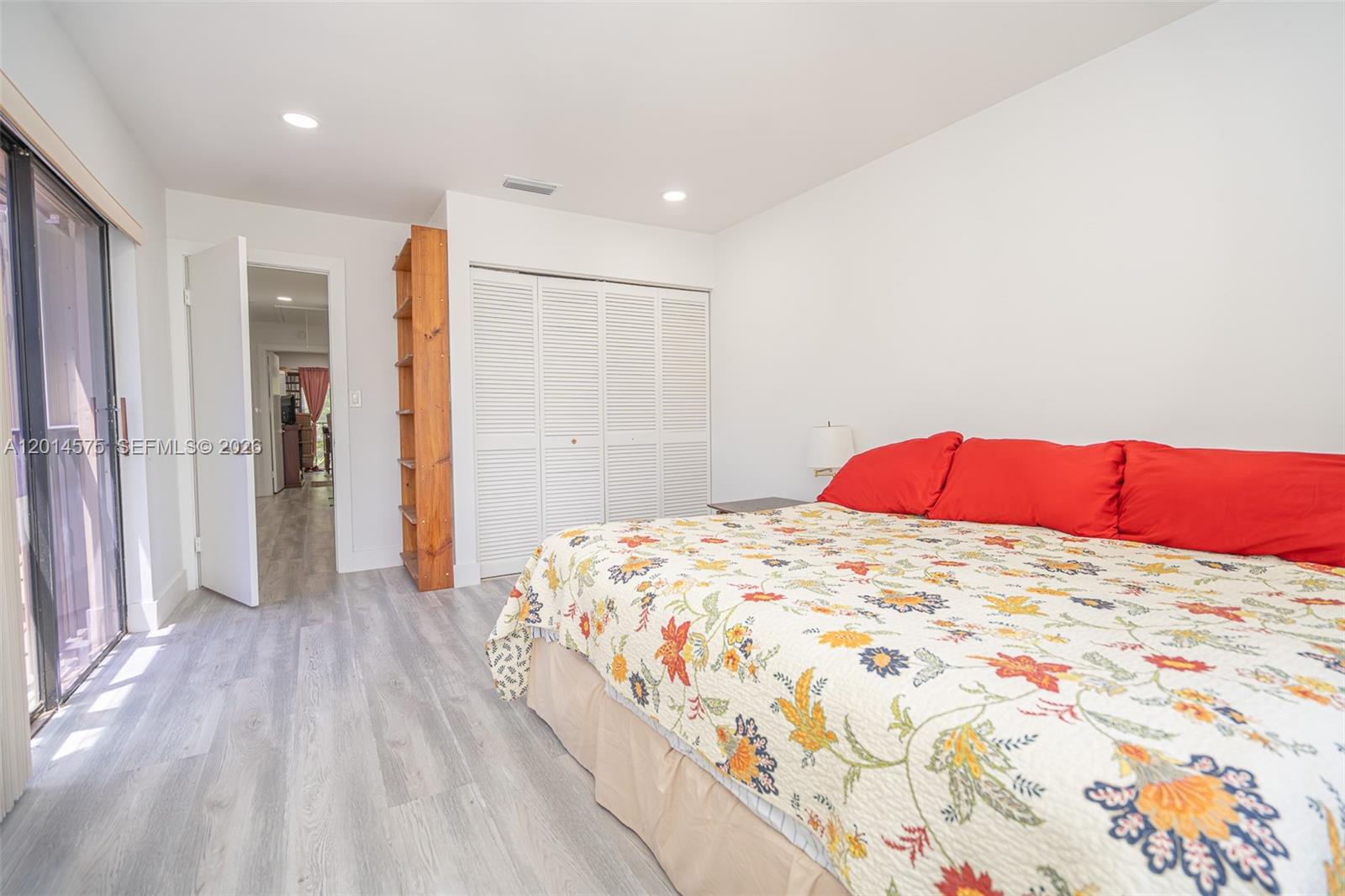 COSTA DEL SOL CONDO O - Residential