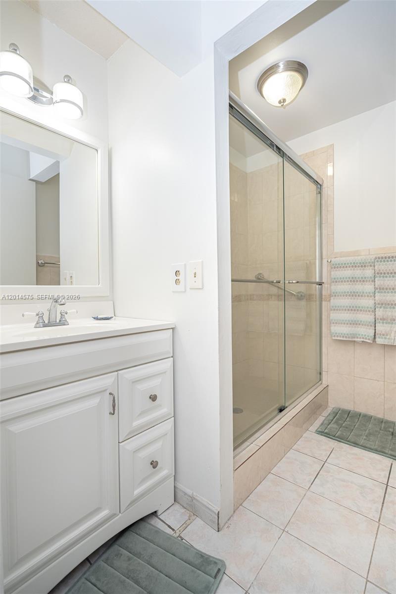 COSTA DEL SOL CONDO O - Residential