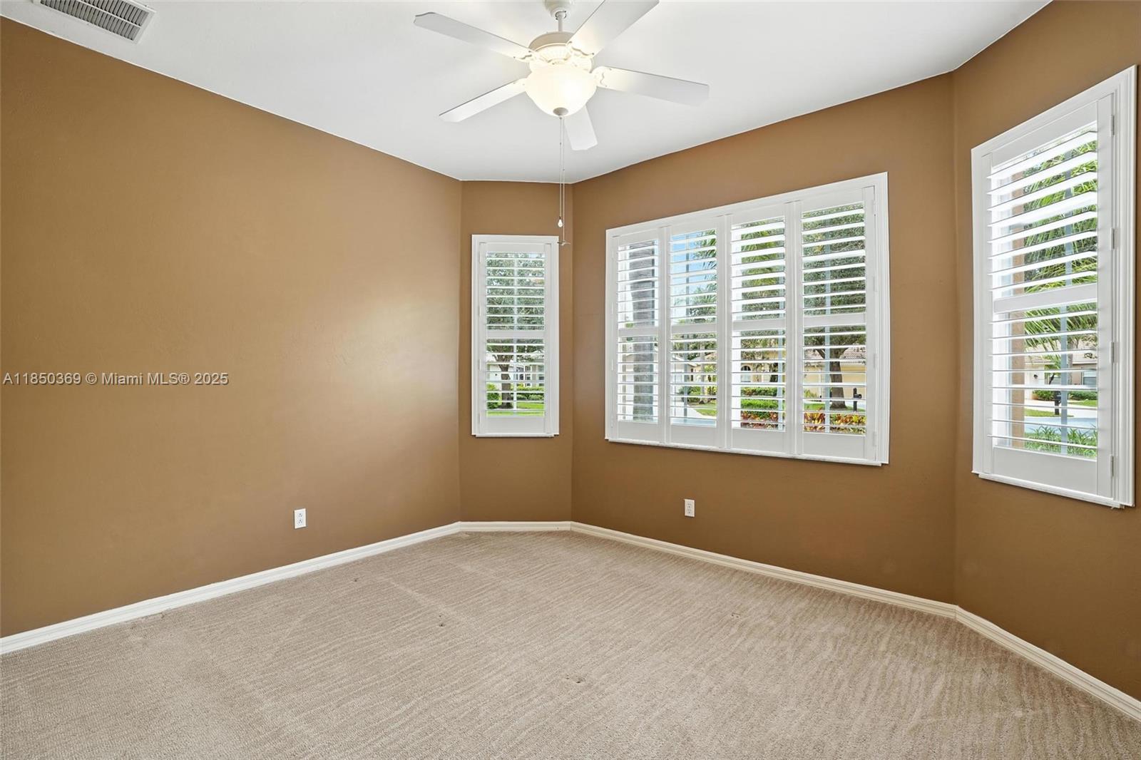 Colonial Oaks - Residential