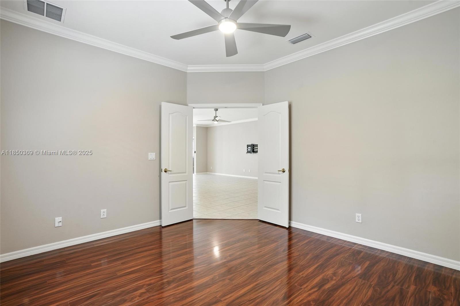 Colonial Oaks - Residential