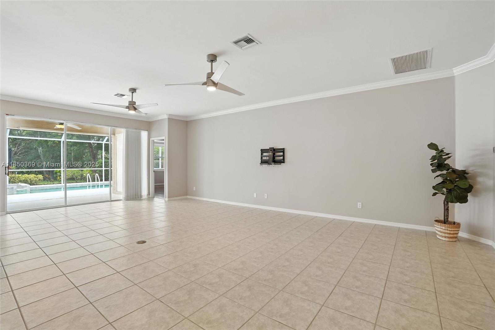 Colonial Oaks - Residential