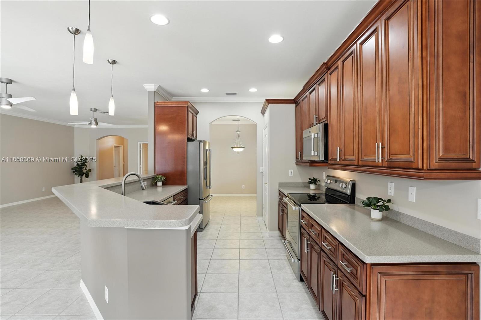 Colonial Oaks - Residential