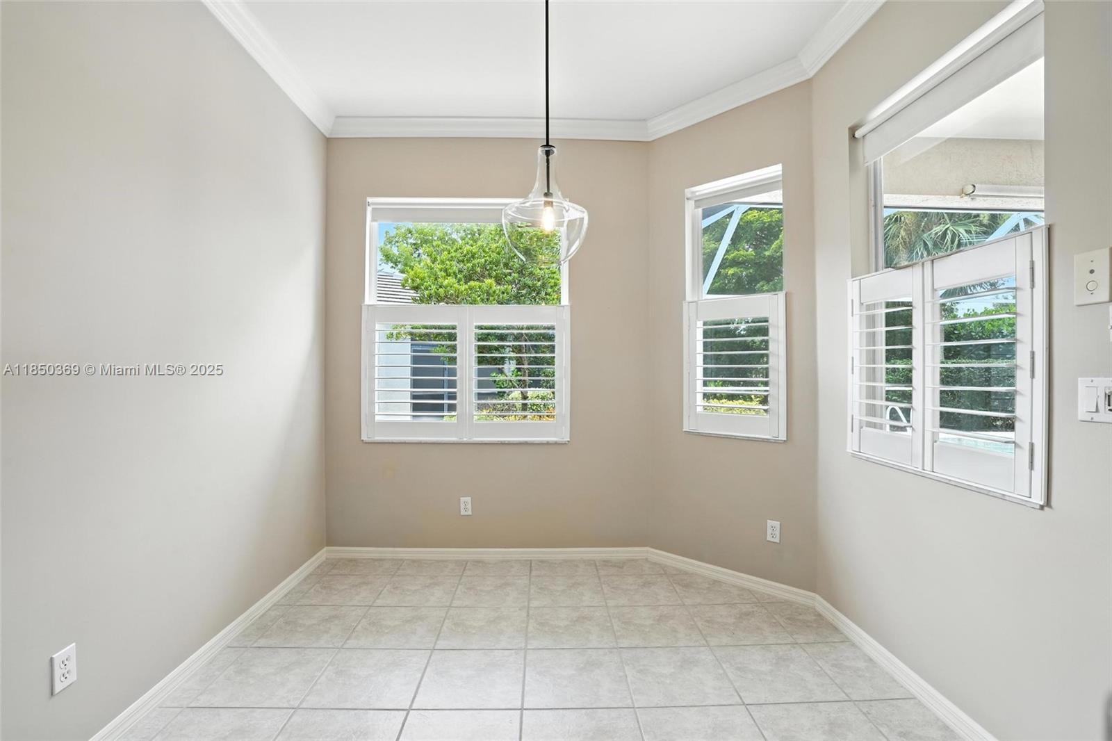 Colonial Oaks - Residential