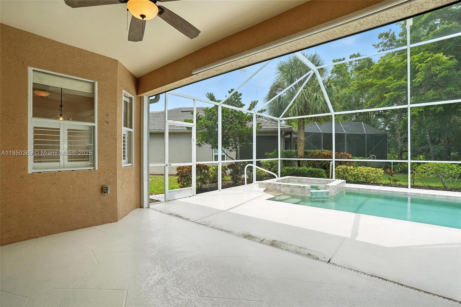 Colonial Oaks - Residential