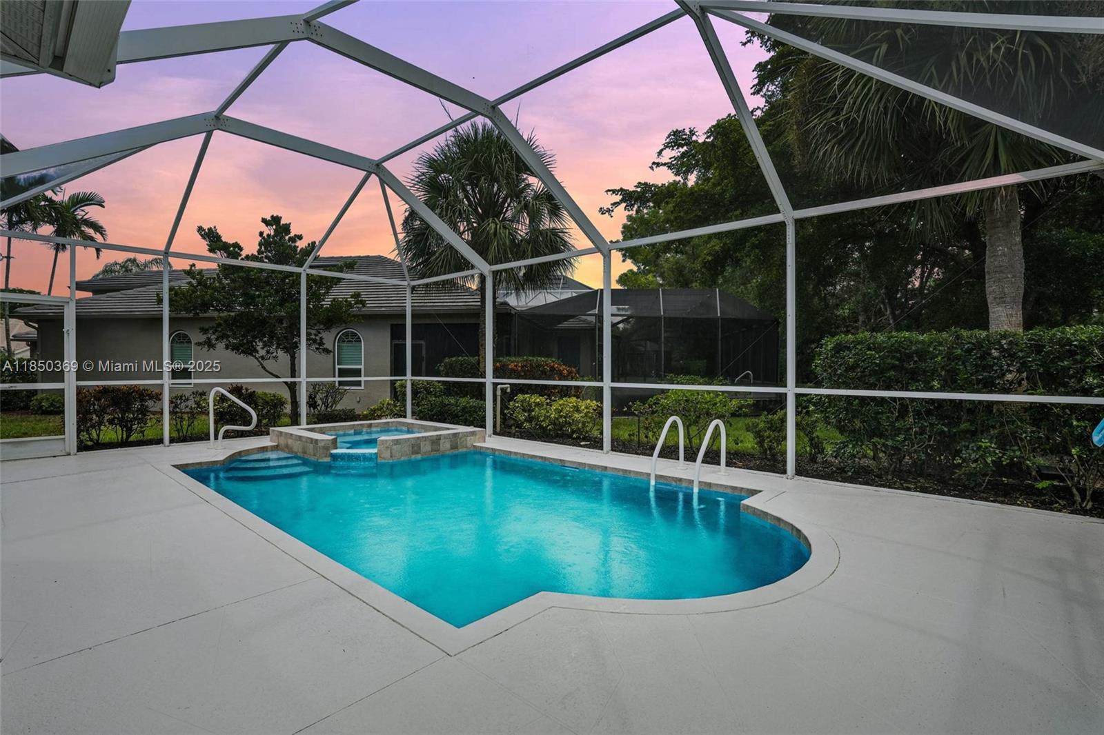 Colonial Oaks - Residential