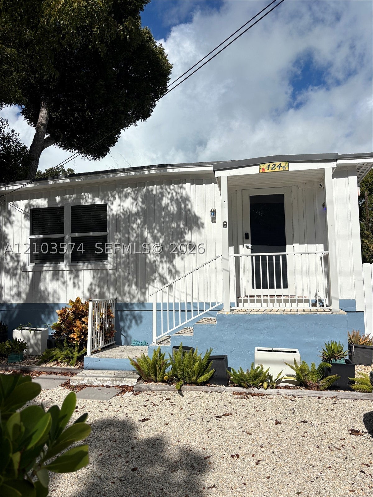 124 S. Bay Harbor Dr. 124