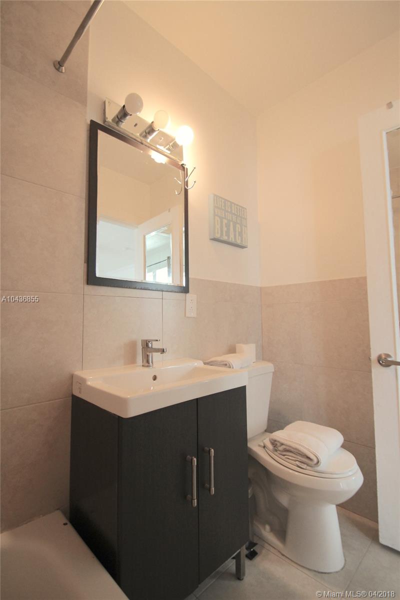 EVERGLADES EAST CONDO - Residential Lease