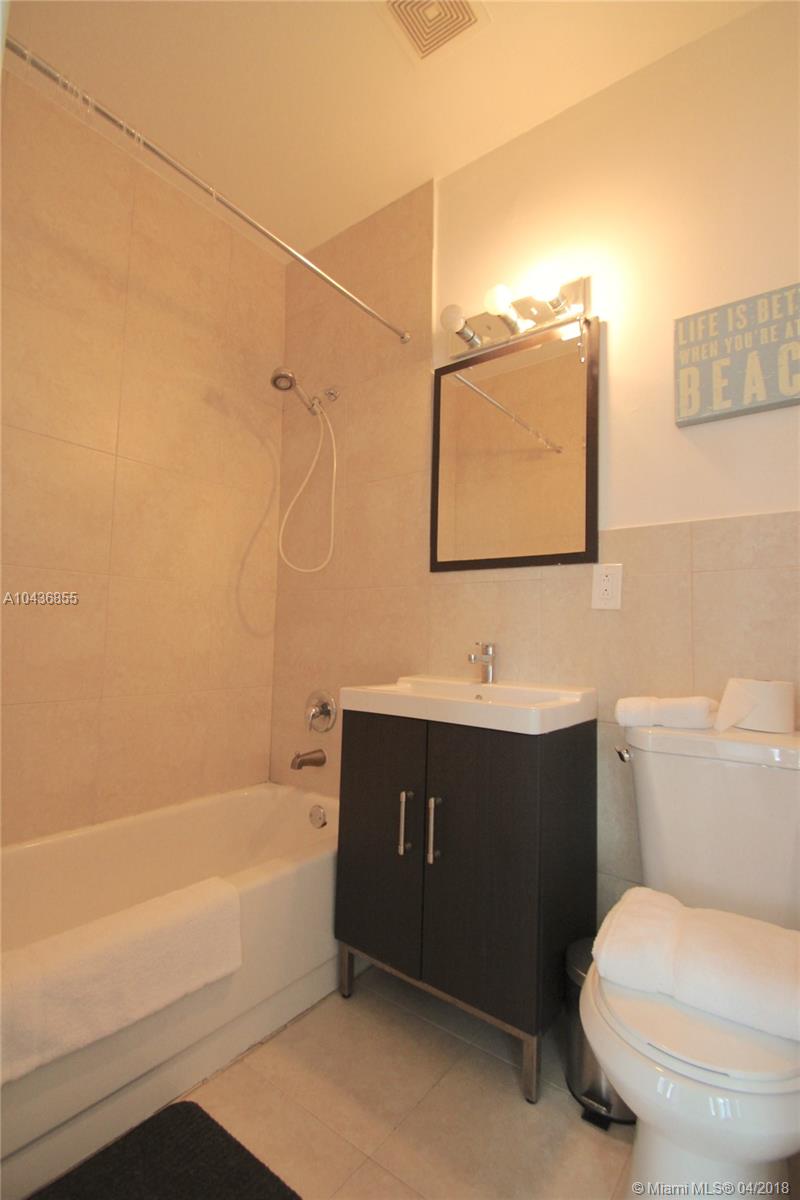 EVERGLADES EAST CONDO - Residential Lease