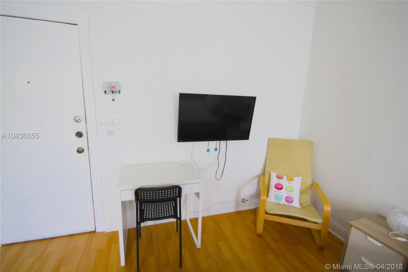 EVERGLADES EAST CONDO - Residential Lease