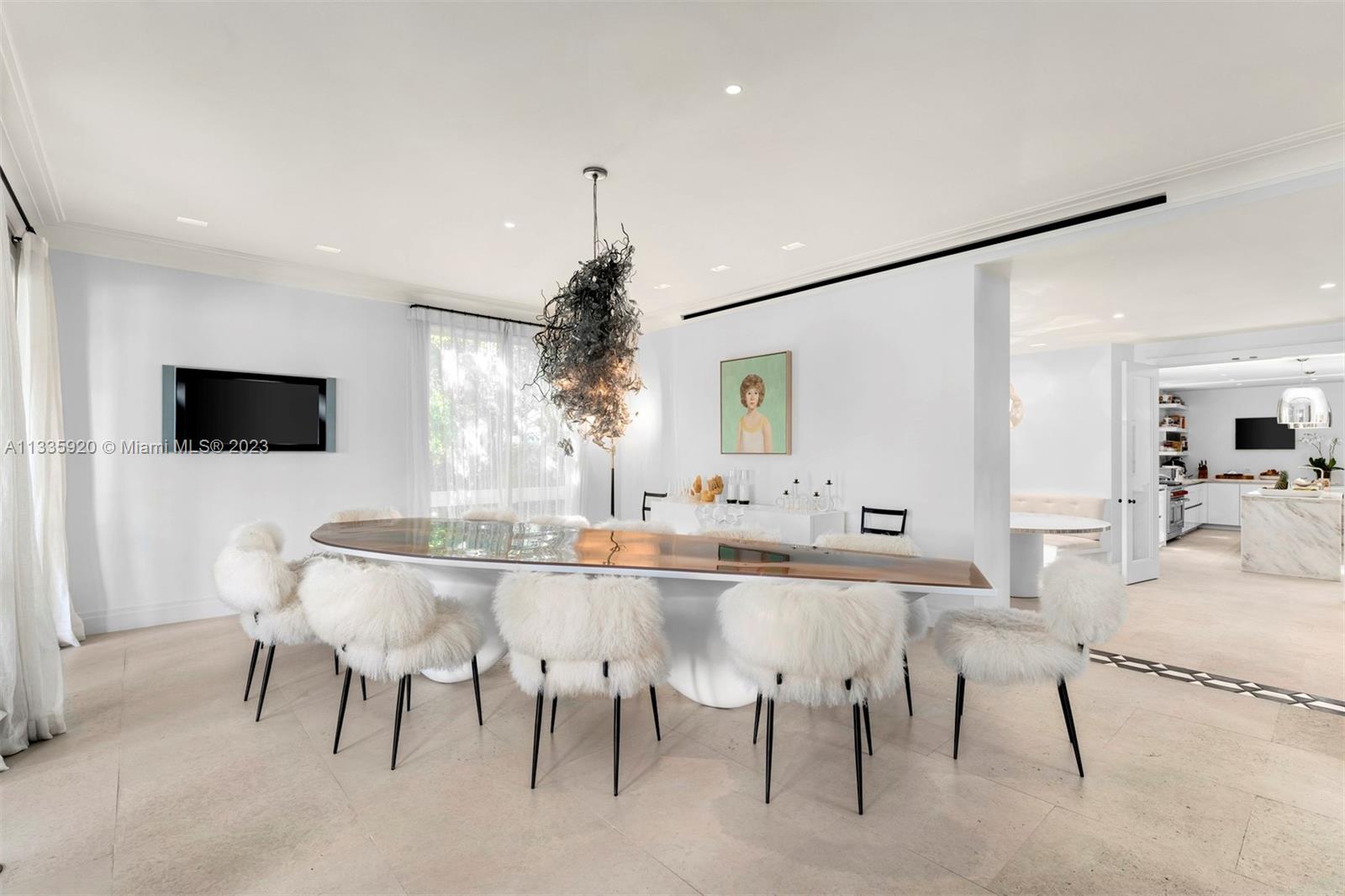 SUNSET LAKE EXTENSION - Residential