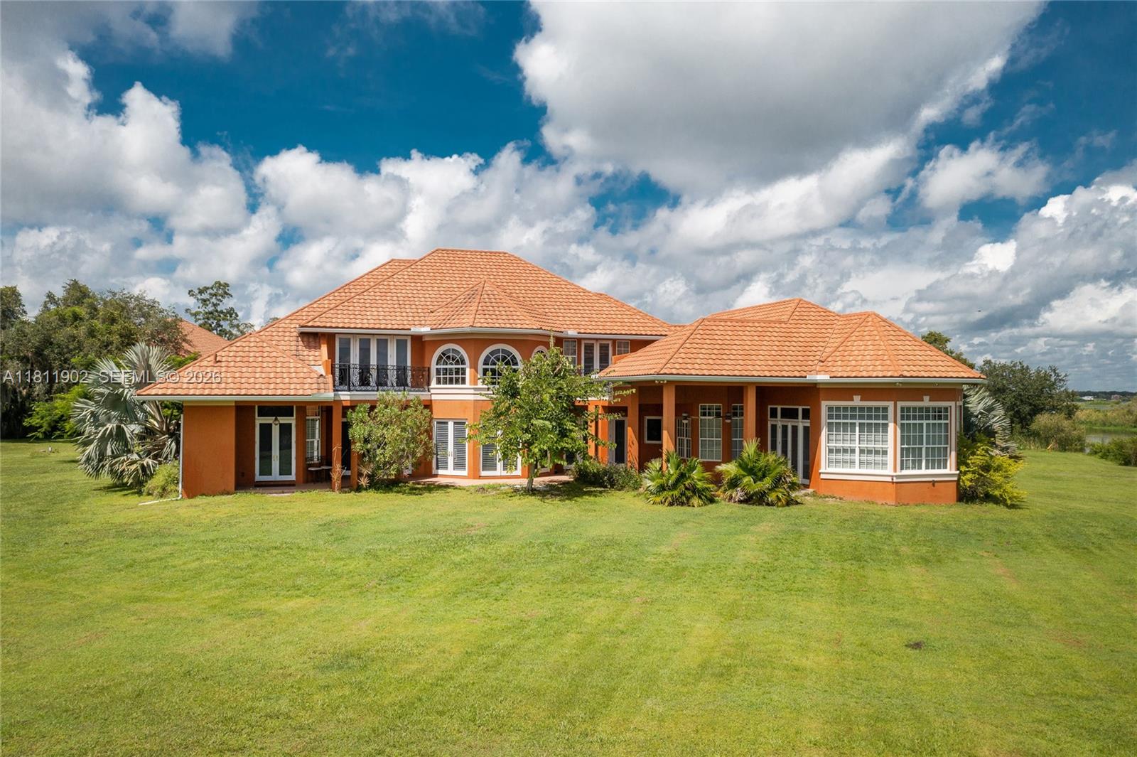 37511 Washington Loop Road