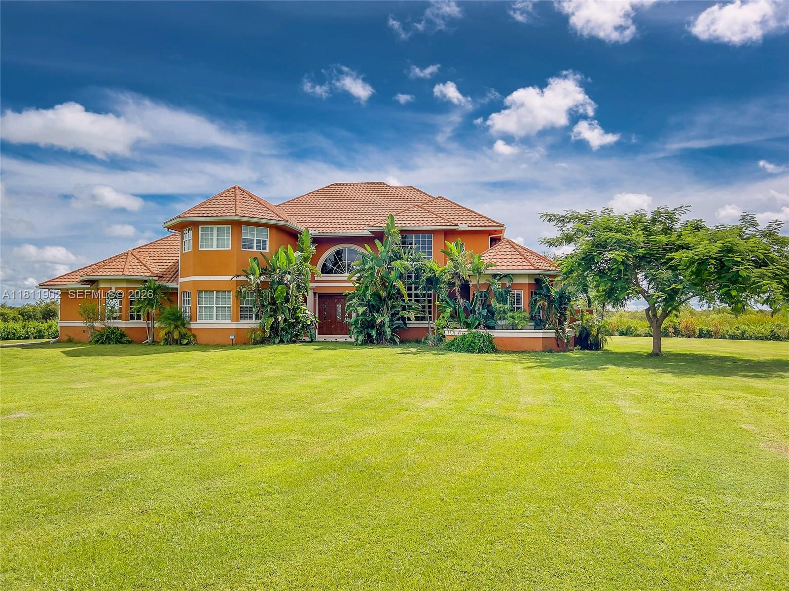 37511 Washington Loop Road - Image 1