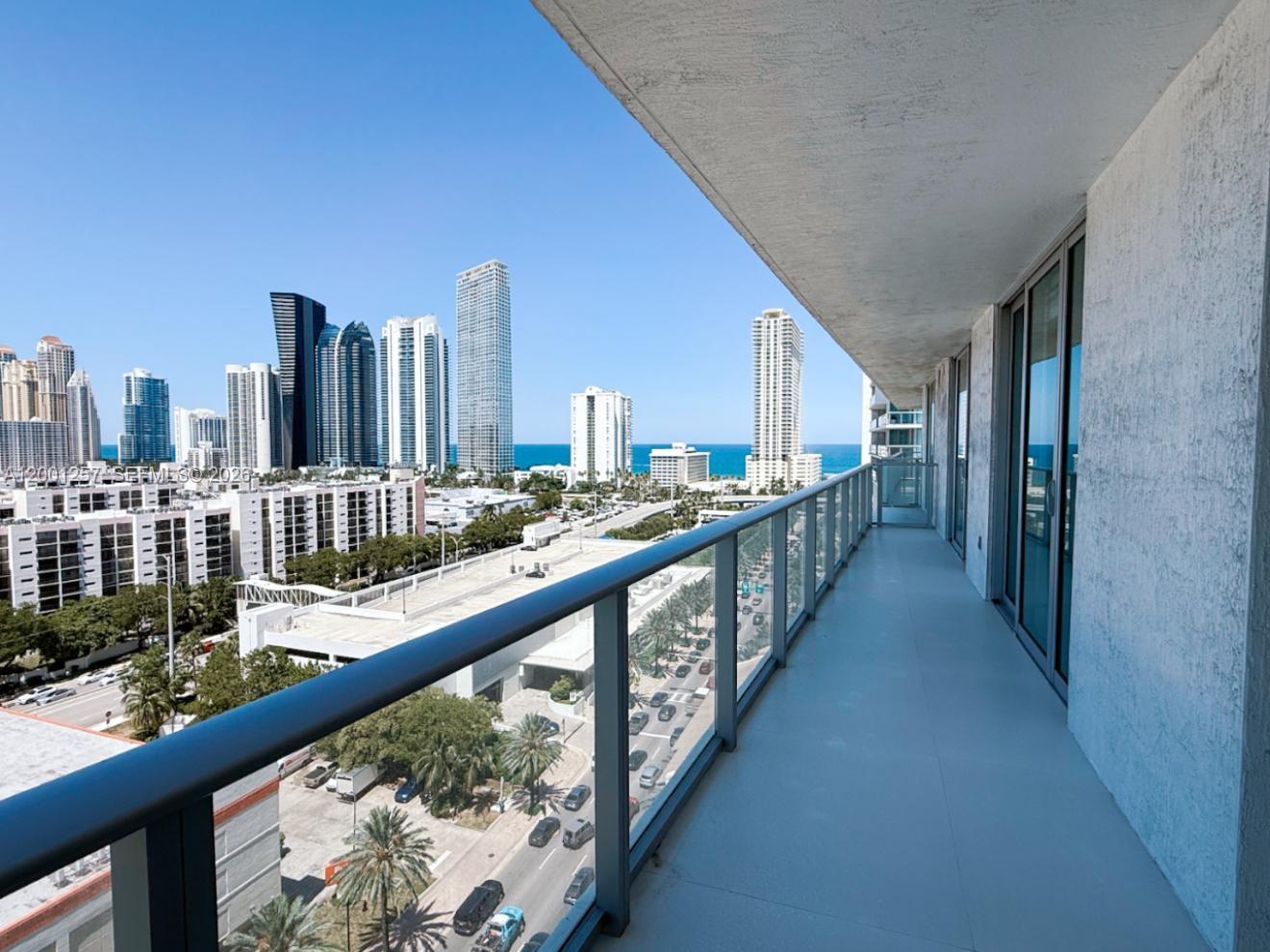 PARQUE TOWERS CONDO - Residential Lease