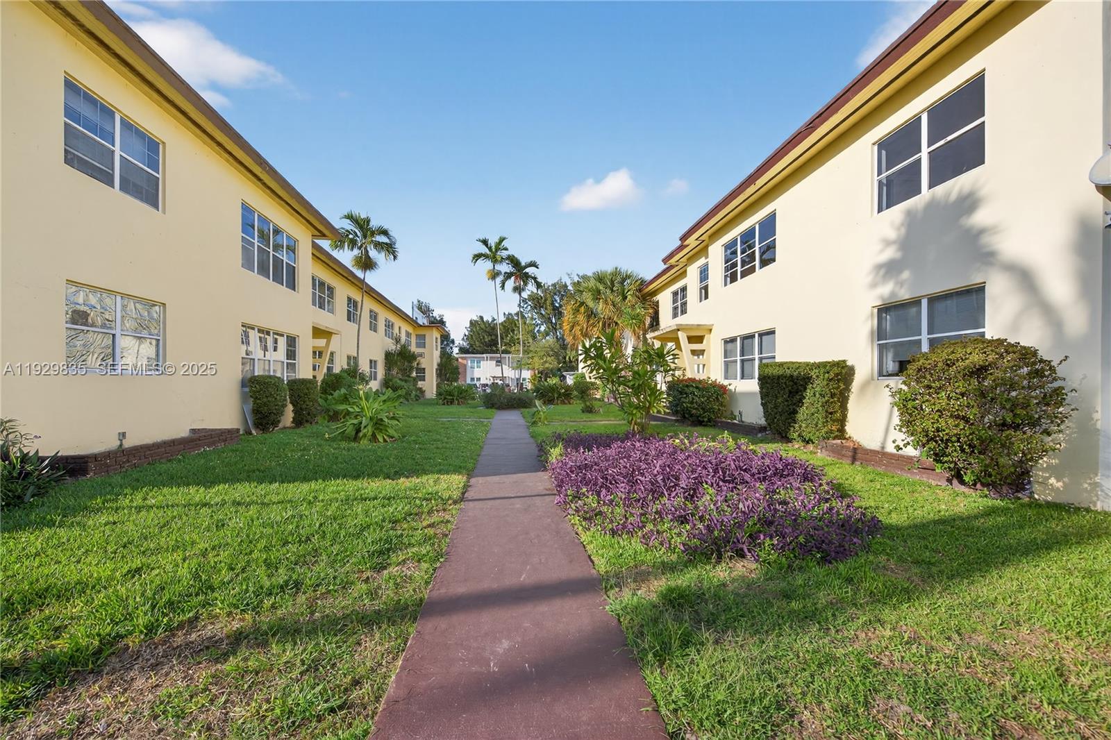 NORMANDY GOLF COURSE - Residential Lease