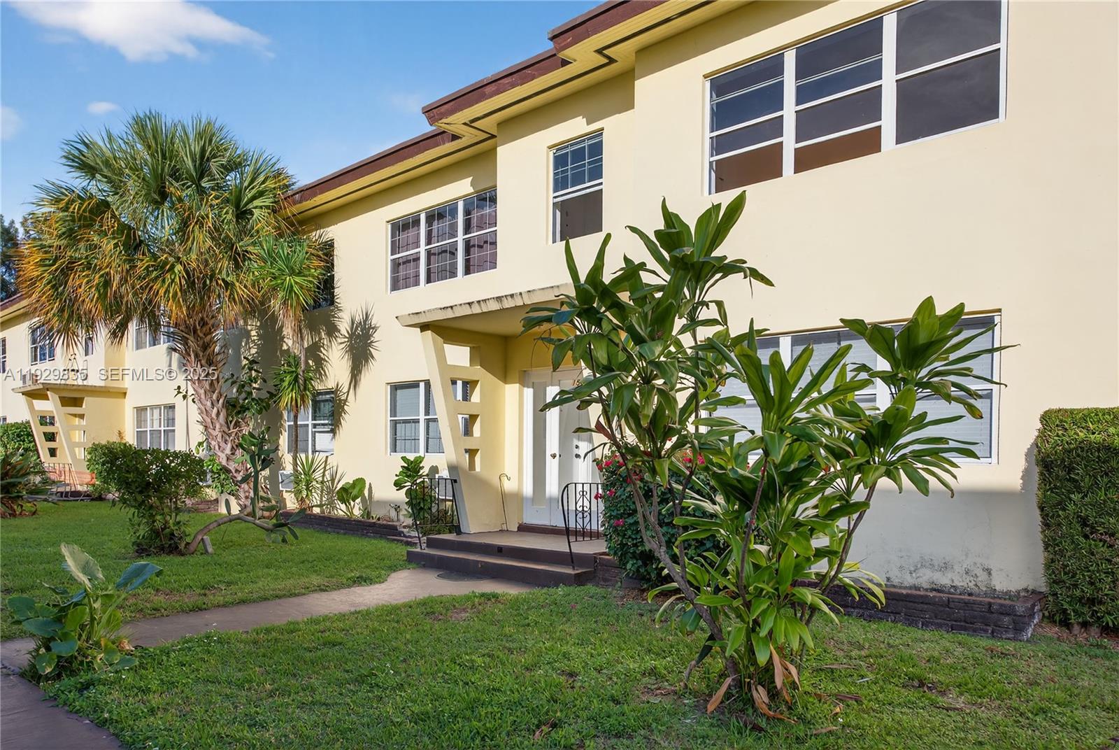 NORMANDY GOLF COURSE - Residential Lease