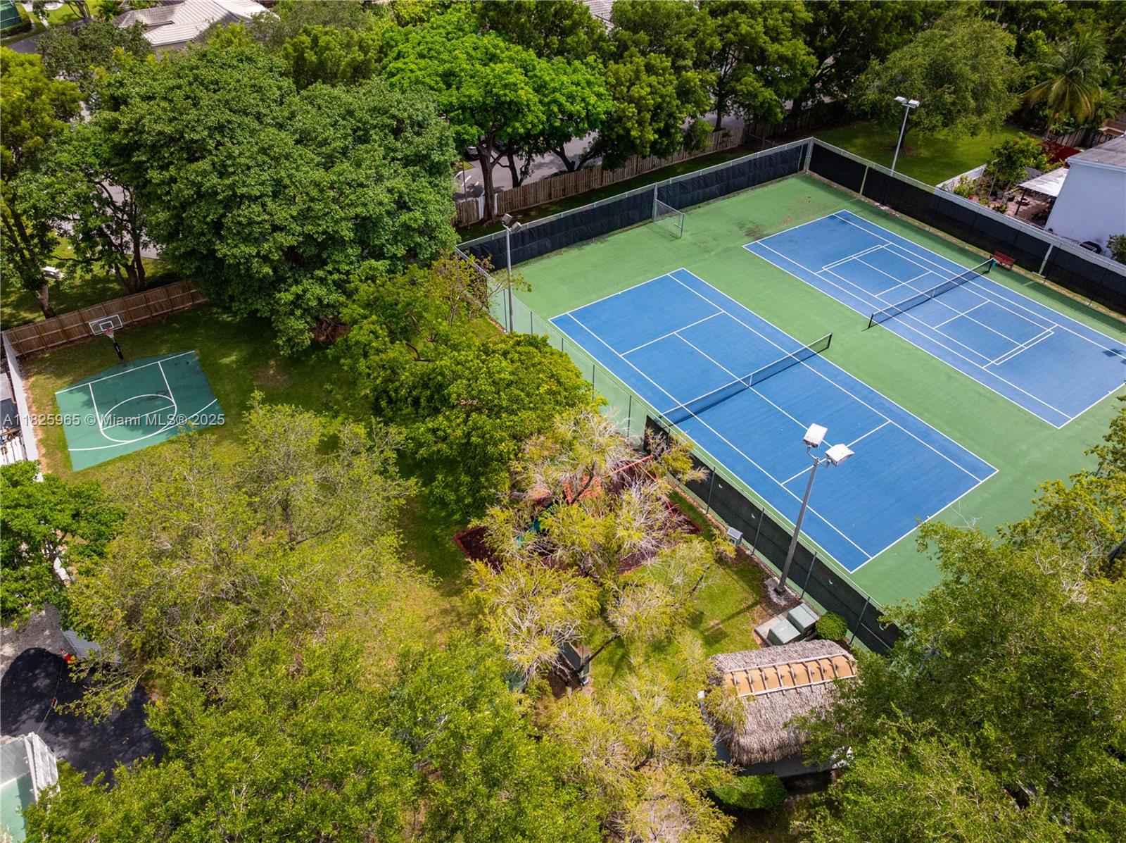 LAKERIDGE SEC 2 1ST AMD - Residential