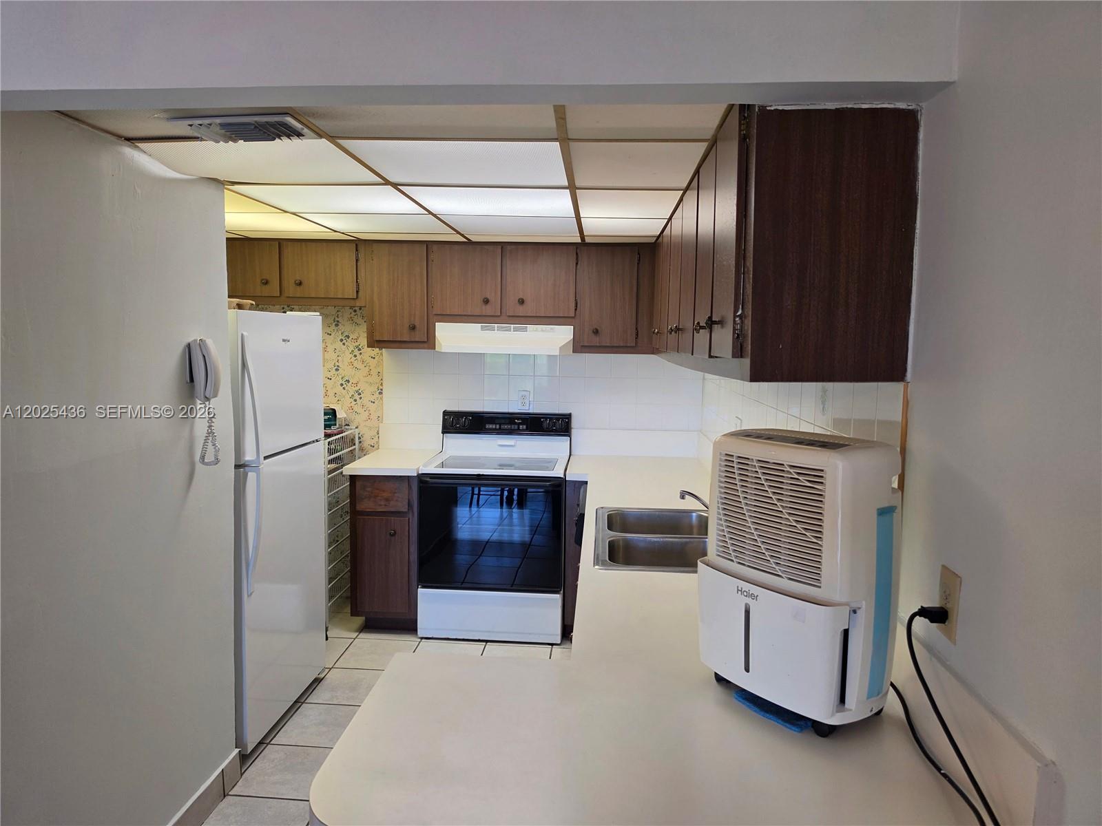 CYPRESS CLUB OF KENDALE C - Residential