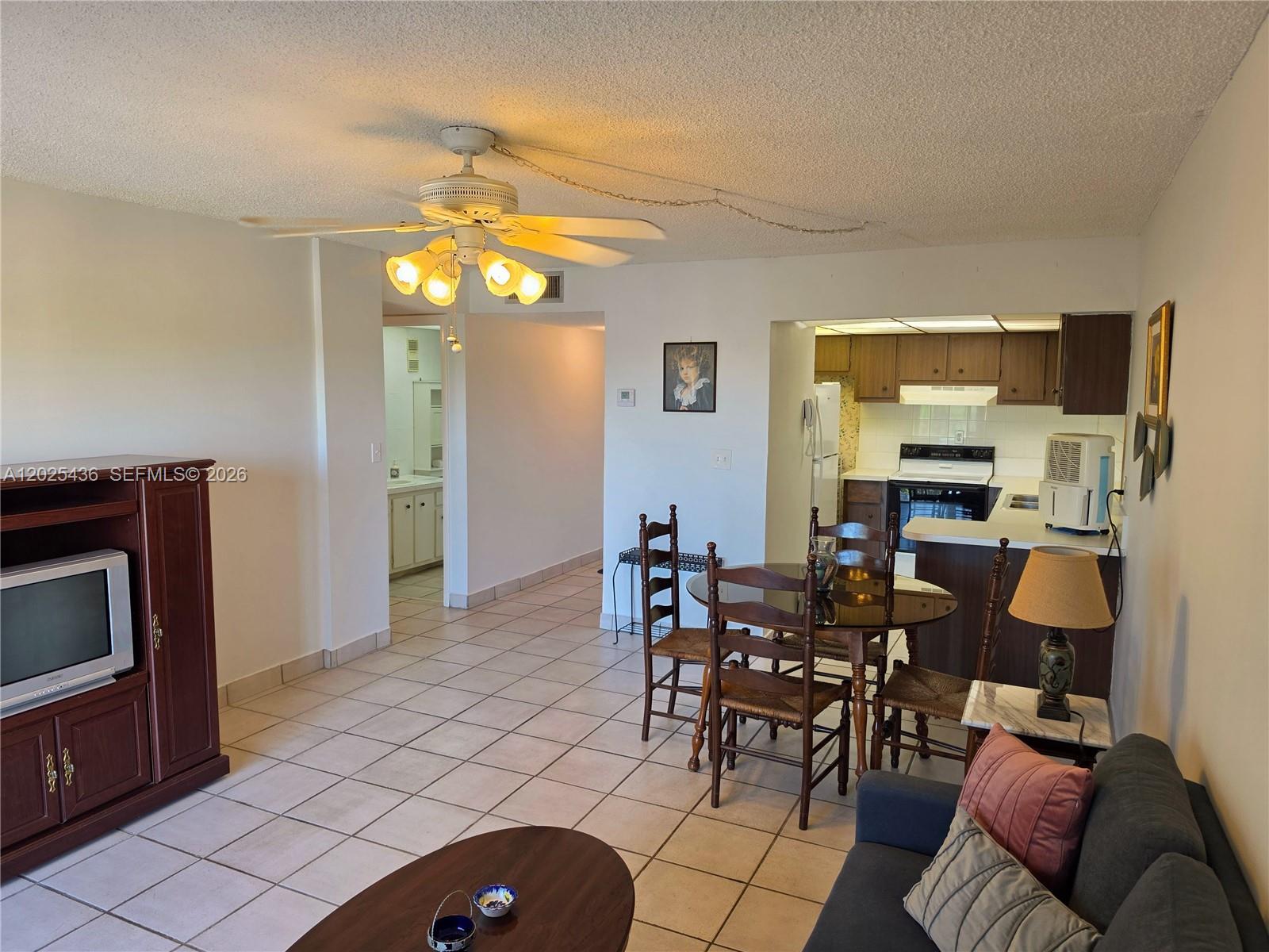 CYPRESS CLUB OF KENDALE C - Residential