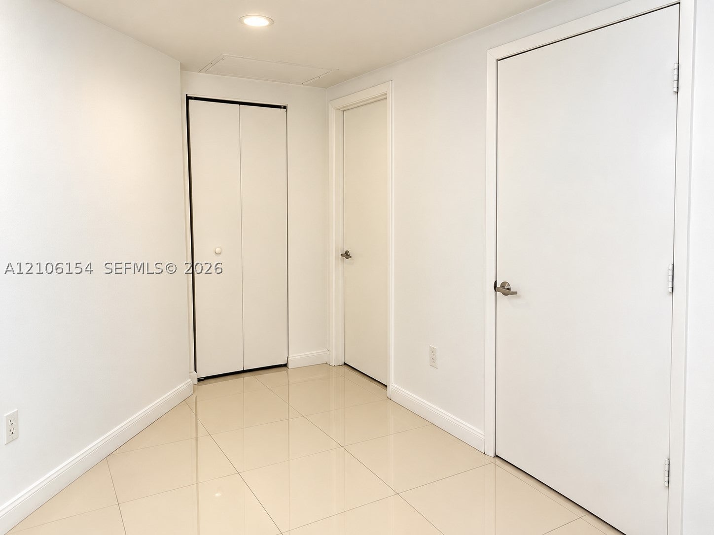475 Brickell Ave 5209