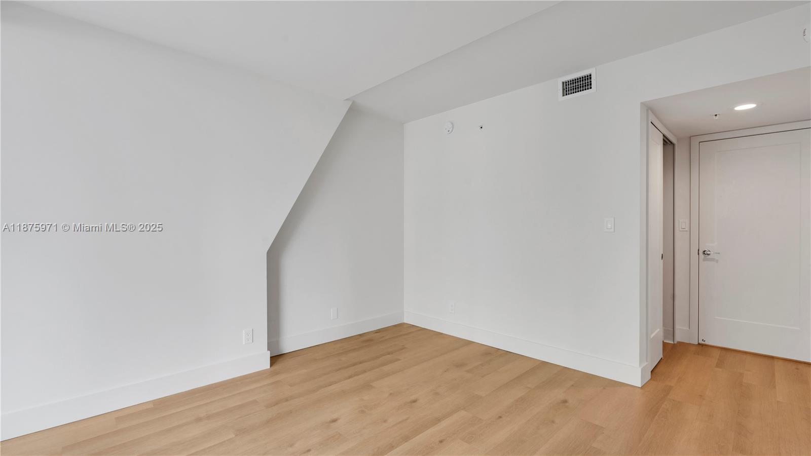 The Hamilton - Residential Lease