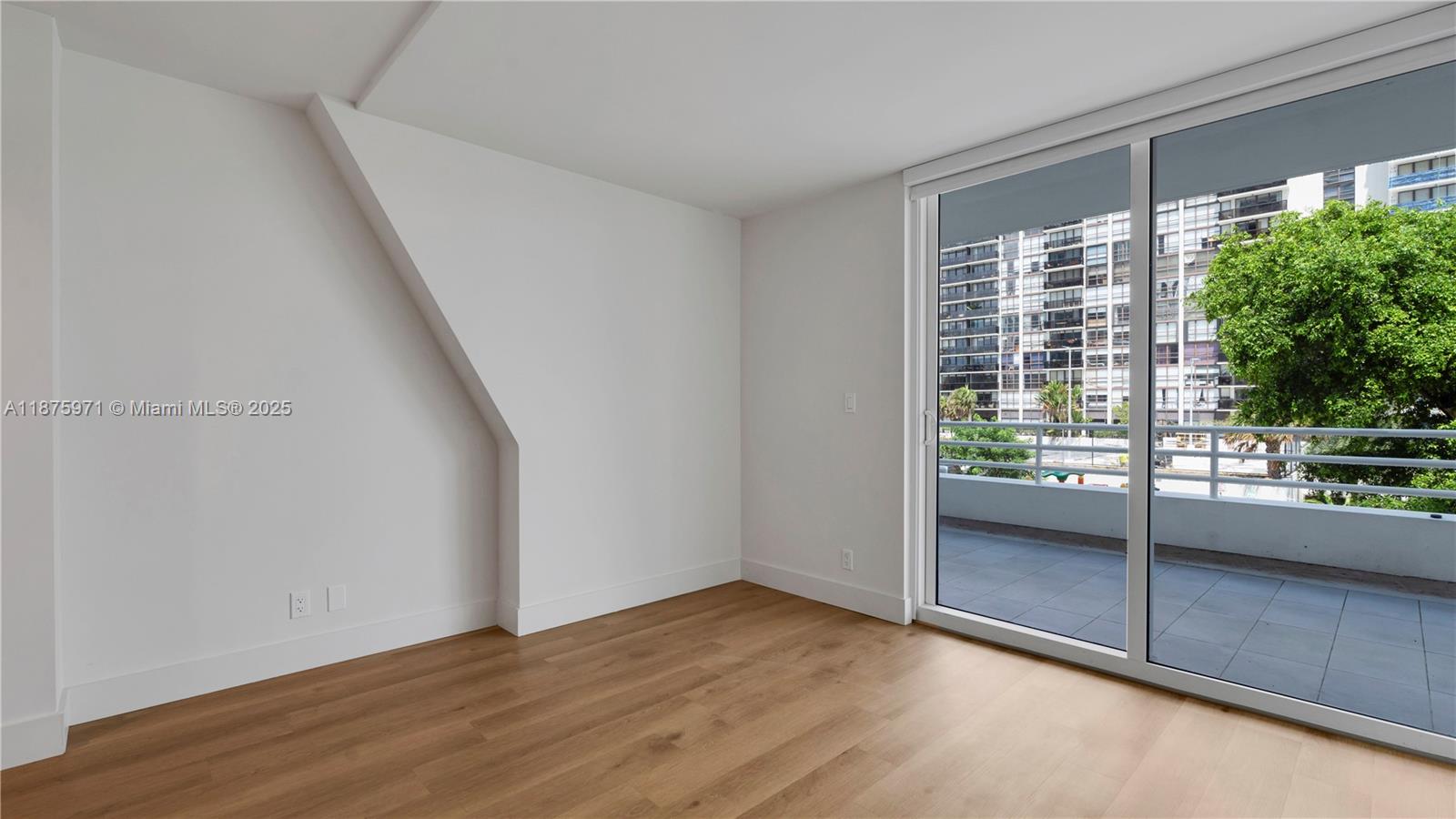 The Hamilton - Residential Lease