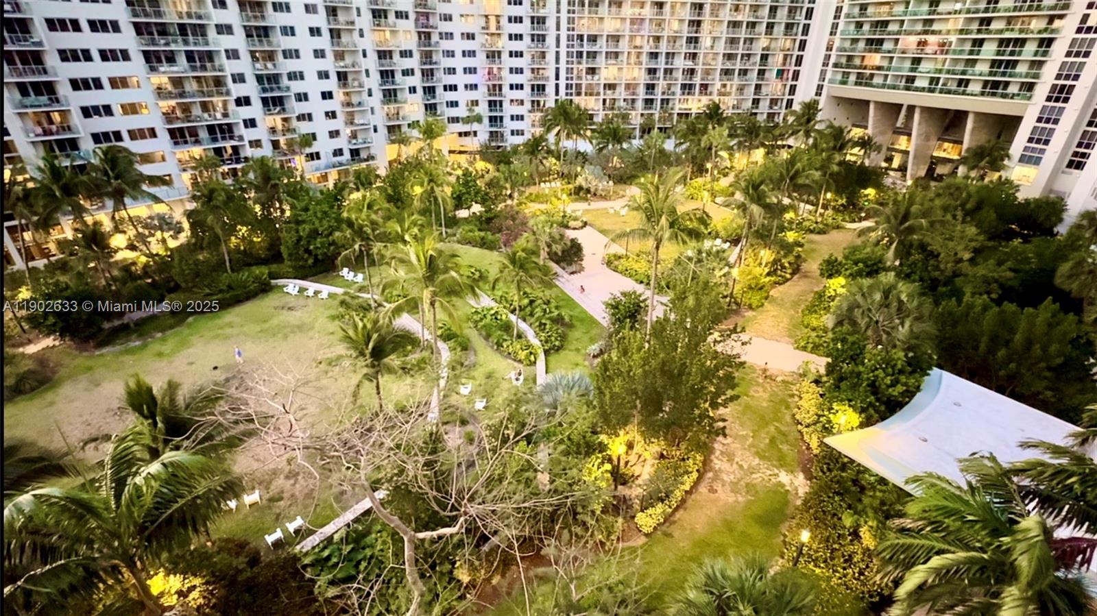 FLAMINGO SOUTH BEACH I CO - Residential Lease