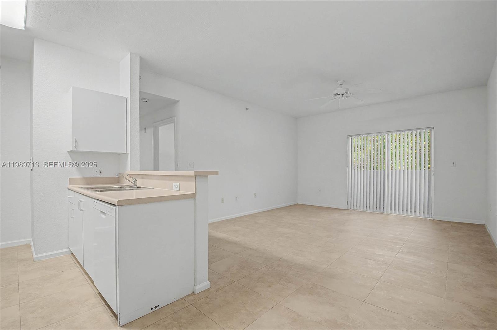 DADELAND NORTH METRORAIL - Residential Lease