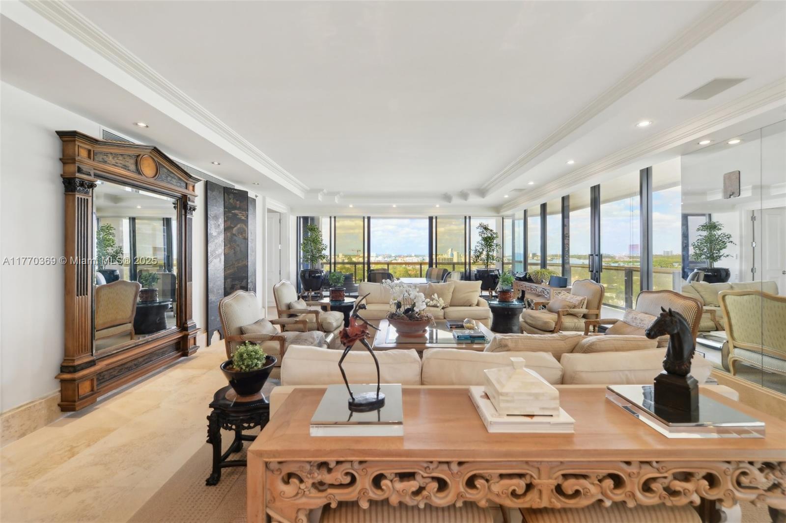 9999 Collins Ave 11A