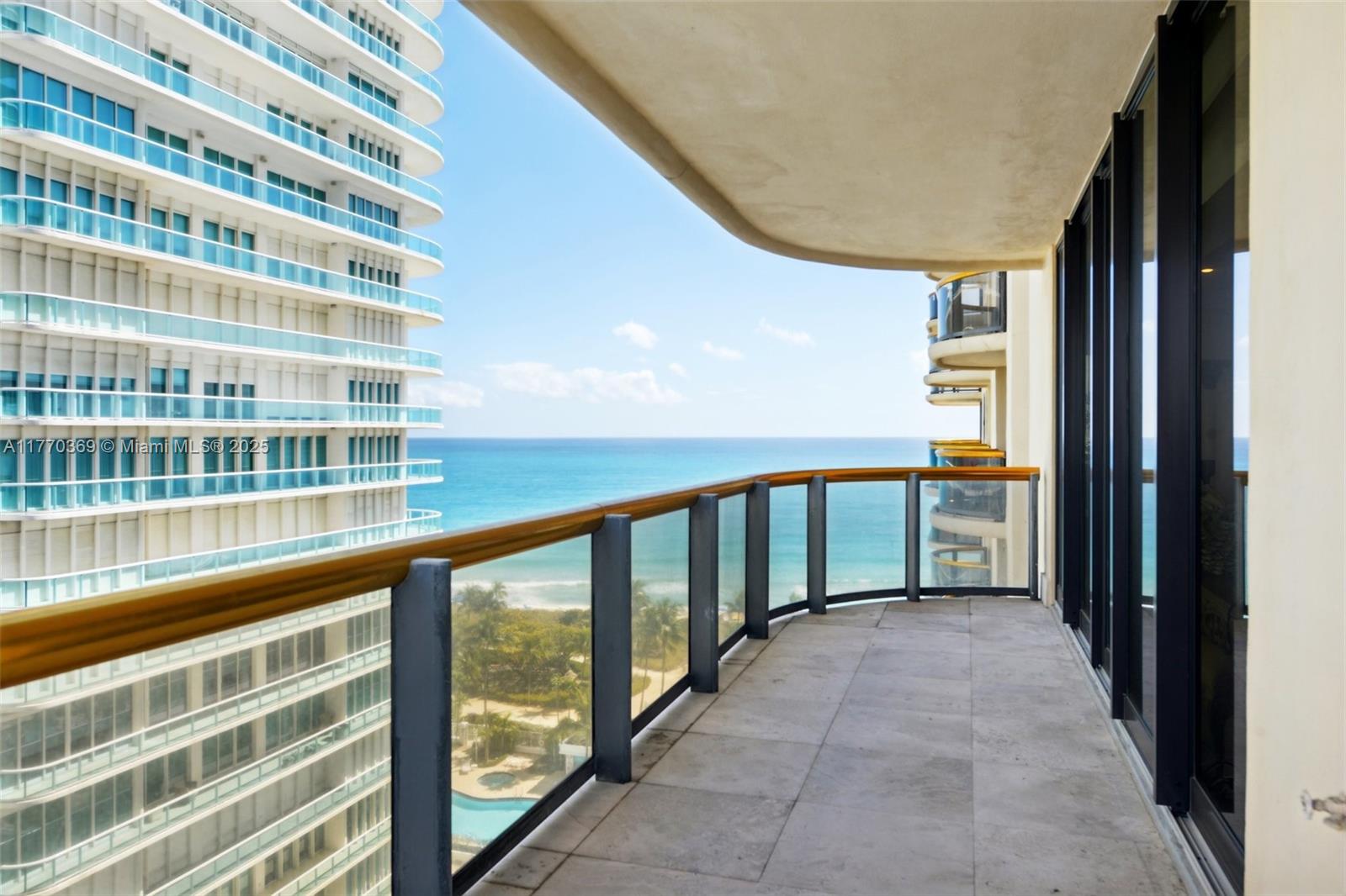 BAL HARBOUR TOWER CONDO - Residential