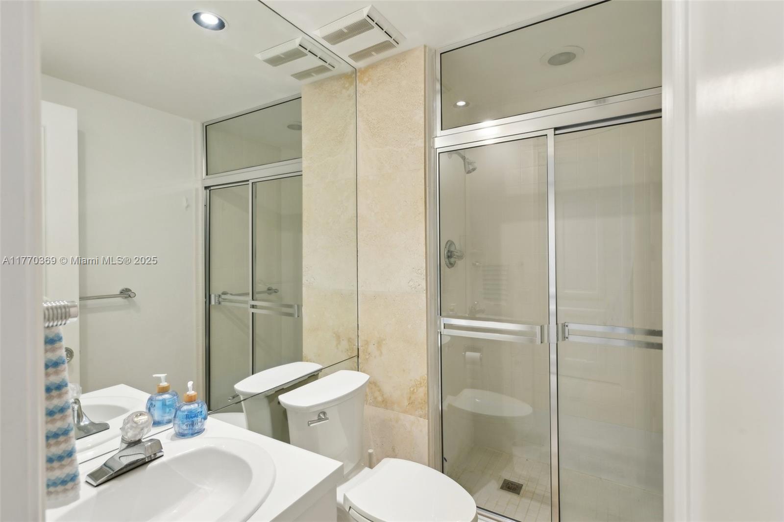 BAL HARBOUR TOWER CONDO - Residential