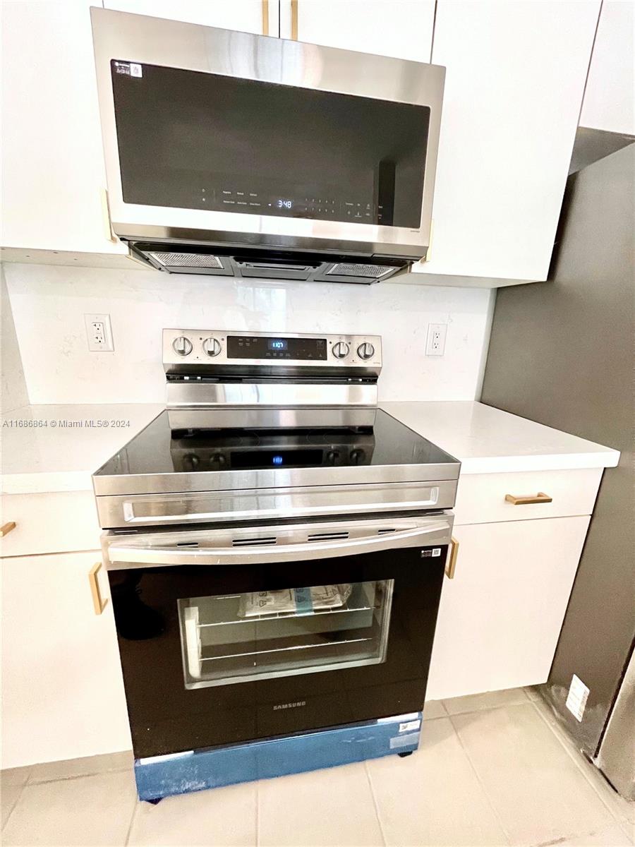 630 S Sapodilla Ave 403