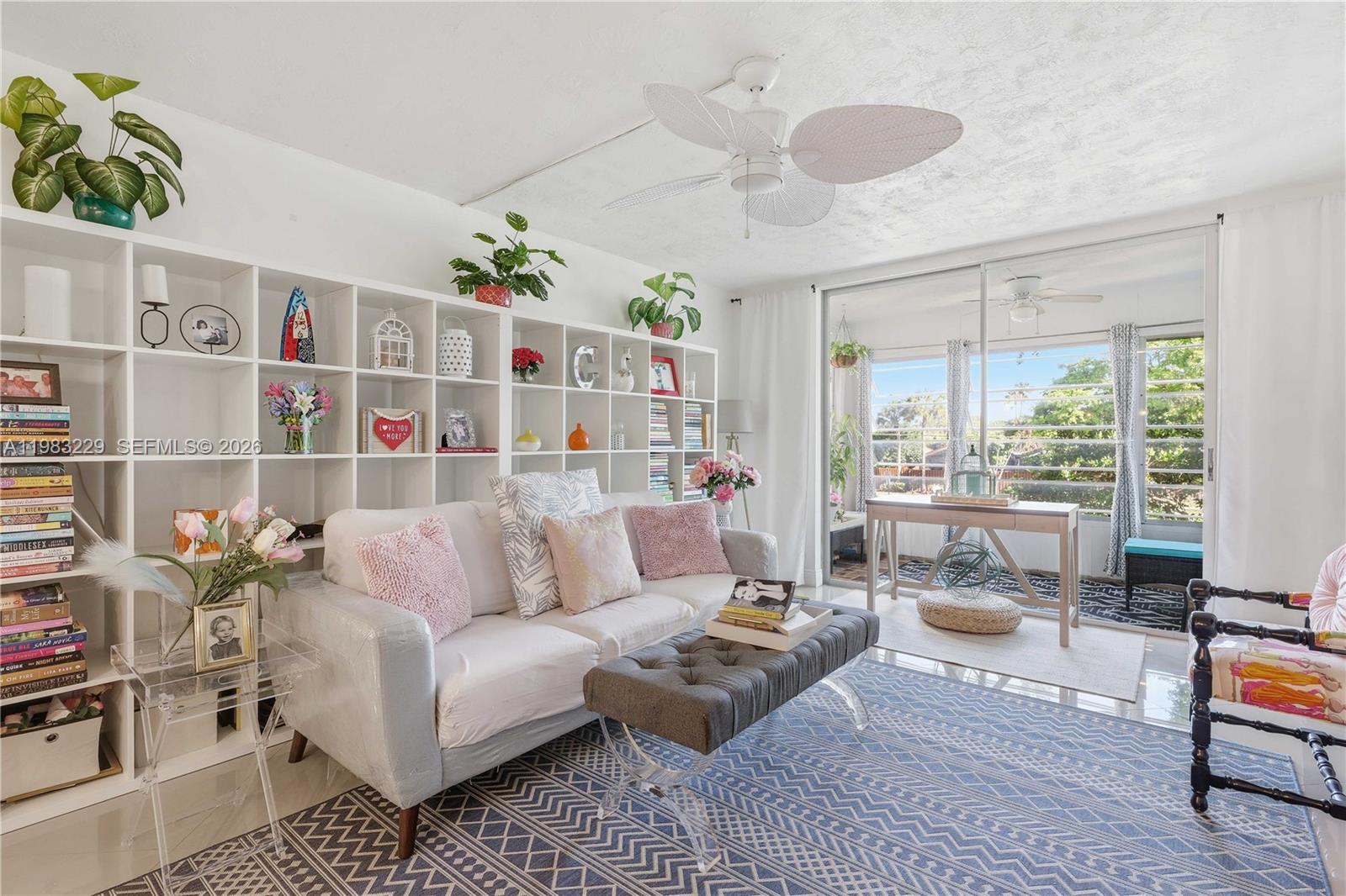 OMEGA CONDO NO 3 - Residential